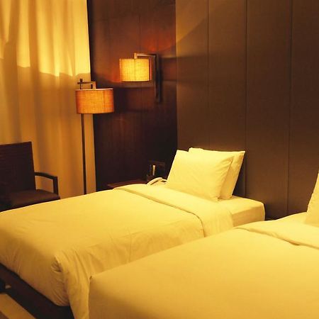XI Yu Hotel Гуанчжоу Экстерьер фото