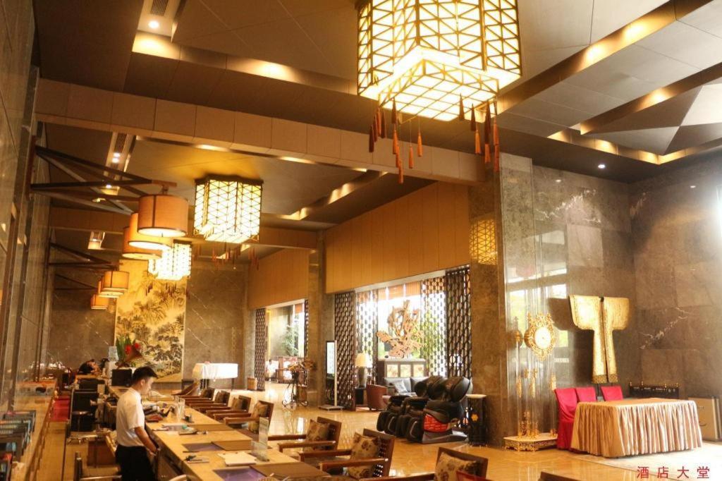 XI Yu Hotel Гуанчжоу Экстерьер фото